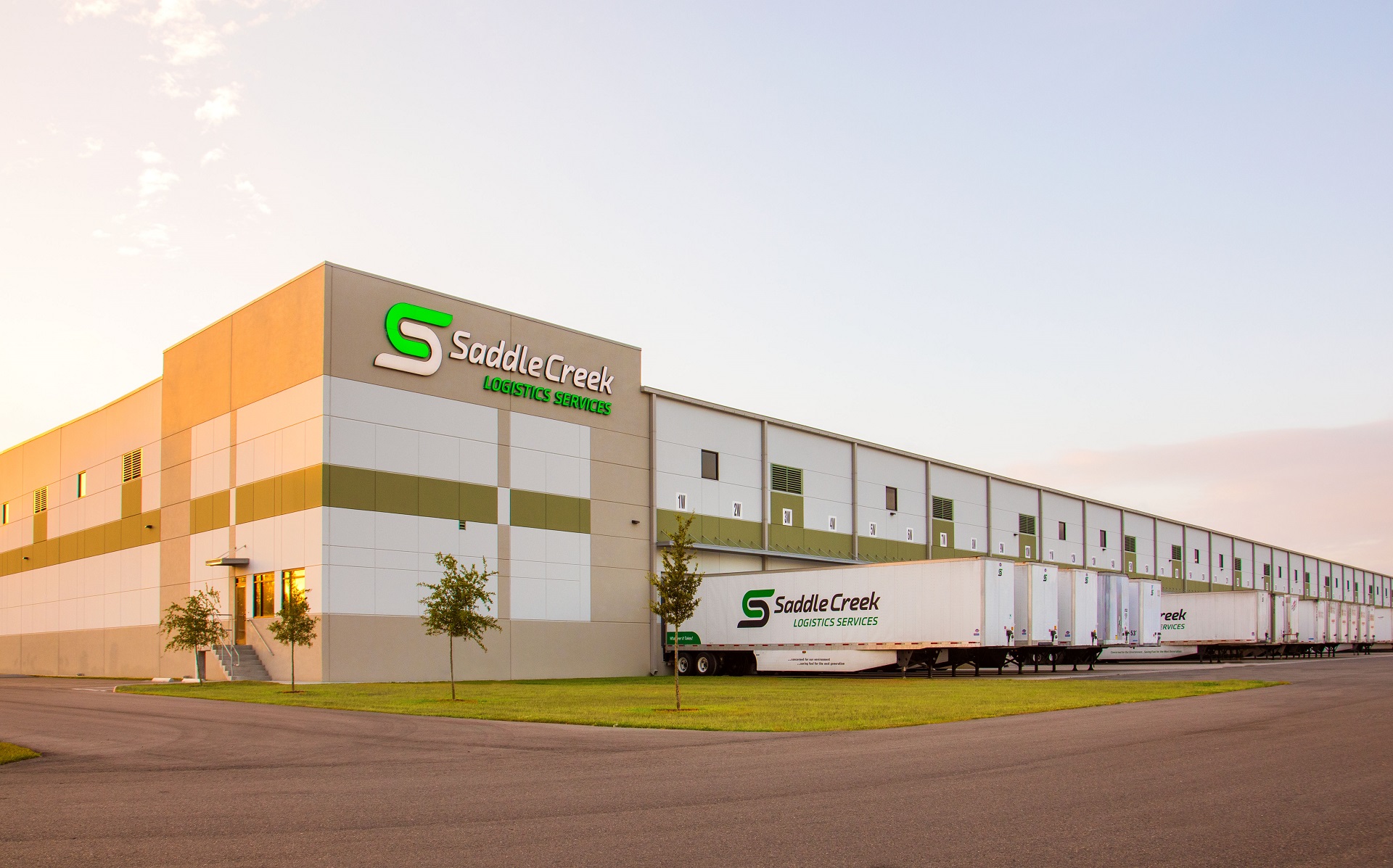 Saddle Creek Logistics Employee Housing – Short & Long-Term RV Park Housing Near Valley Ranch