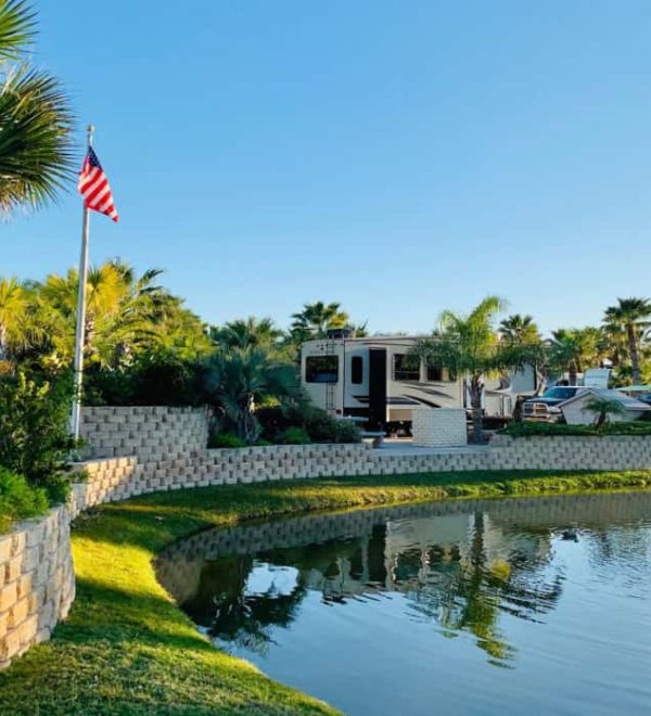 Lakefront RV Sites: Why Lake Conroe Views Boost Your RV Vacation Experience