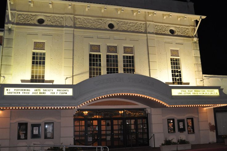 Plan Your Theater Getaway: Stay at Willis RV Resort Near Crighton Theatre