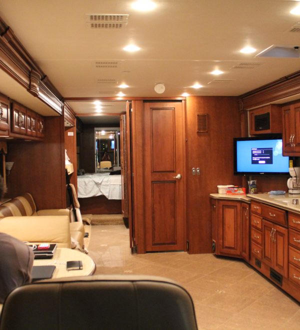 Balancing Work and Travel: Business Center Features to Look for in Willis RV Resorts