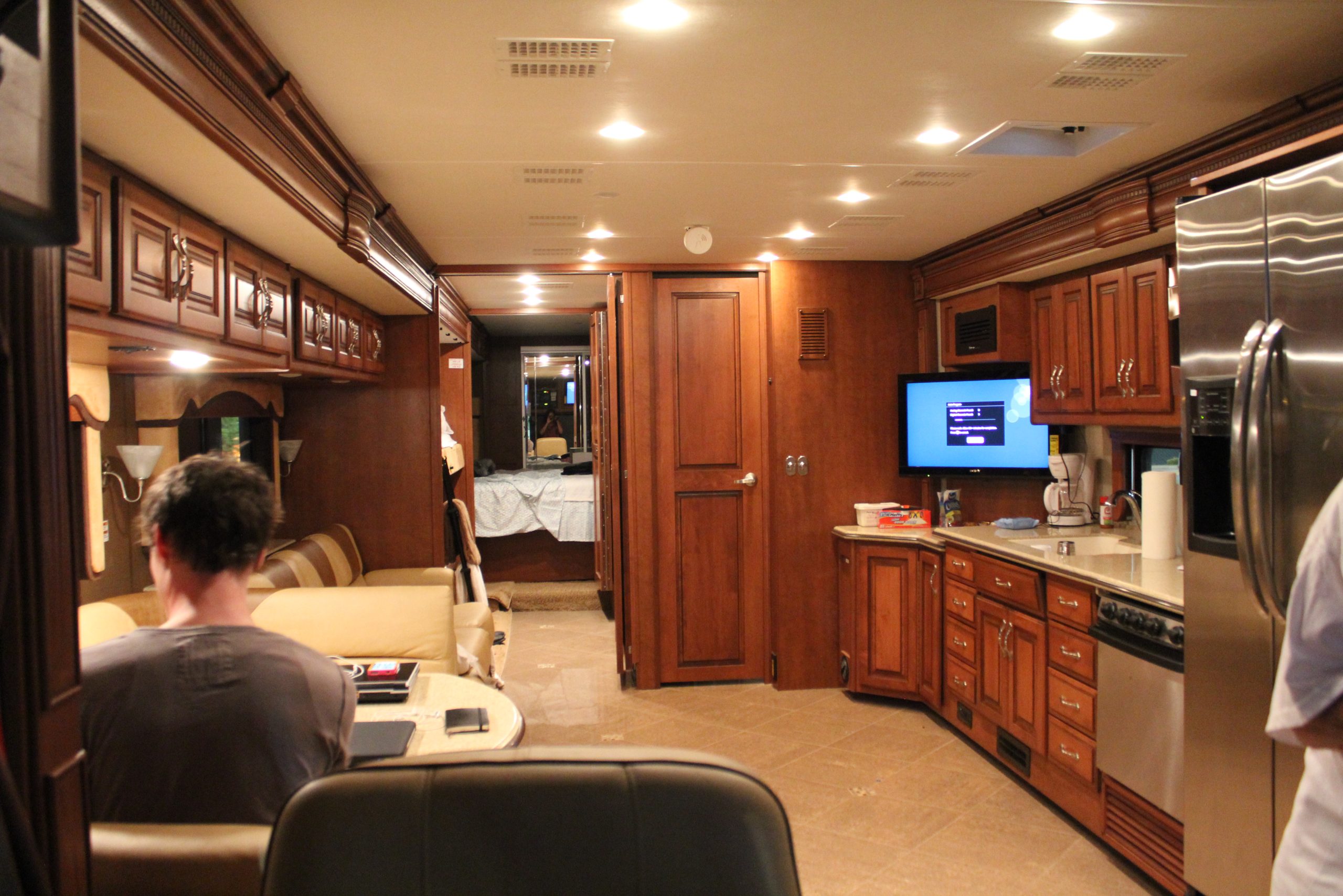 Balancing Work and Travel: Business Center Features to Look for in Willis RV Resorts