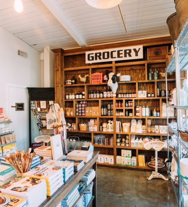 Exploring Local Boutiques and Home Décor Stores Near Willis RV Resort