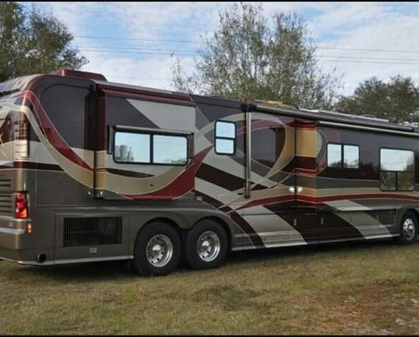 Big Rig Friendly in East Texas: How Willis RV Resort Accommodates Large Class A Motorhomes and Fifth Wheels